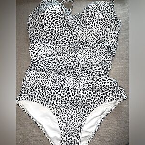 The Harlow Push-Up One-Piece Swimsuit